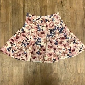 LC Lauren Conrad Runway floral skirt sz 6